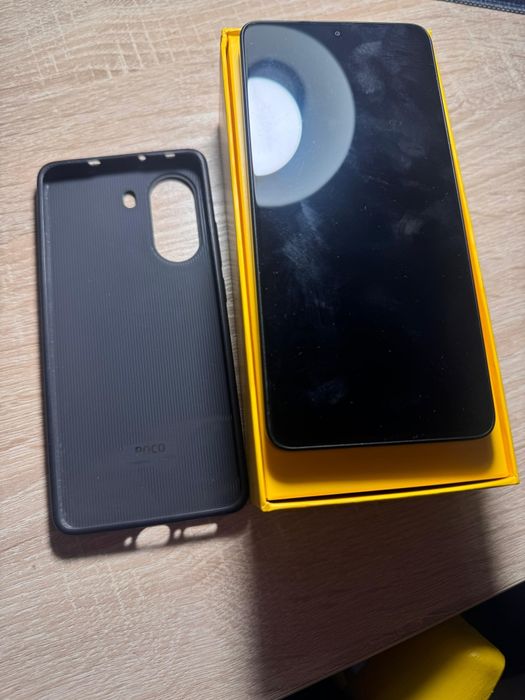 Poco X7 pro 6/256 бу