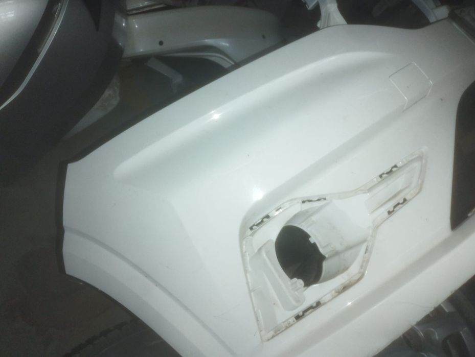 Piese Logan 2, 3, Duster bară spate,grile față.