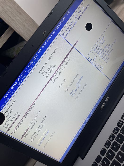 Laptop Asus i3 functional