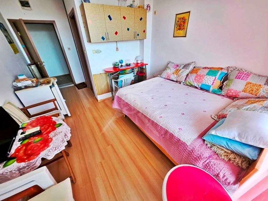 Продава се Едностаен апартамент в к.к. Слънчев бряг - 25 кв.м за 980 €/кв.м - Снимка #1