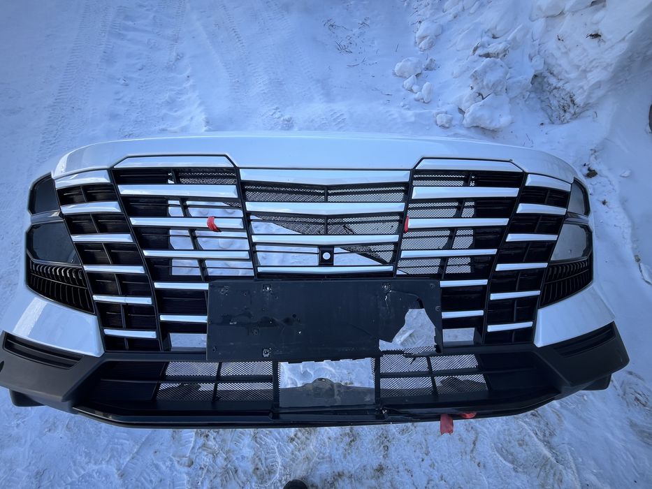 Продам бампер jetour dashing