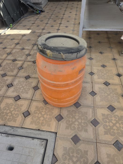 Тара продается 60 литр