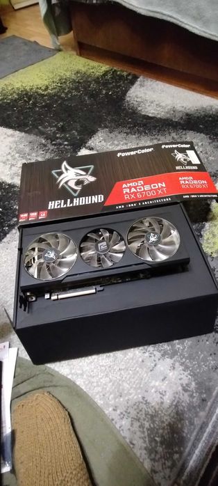 НОВА Radeon RX 6700 XT 12GB Powercolor Hellhound