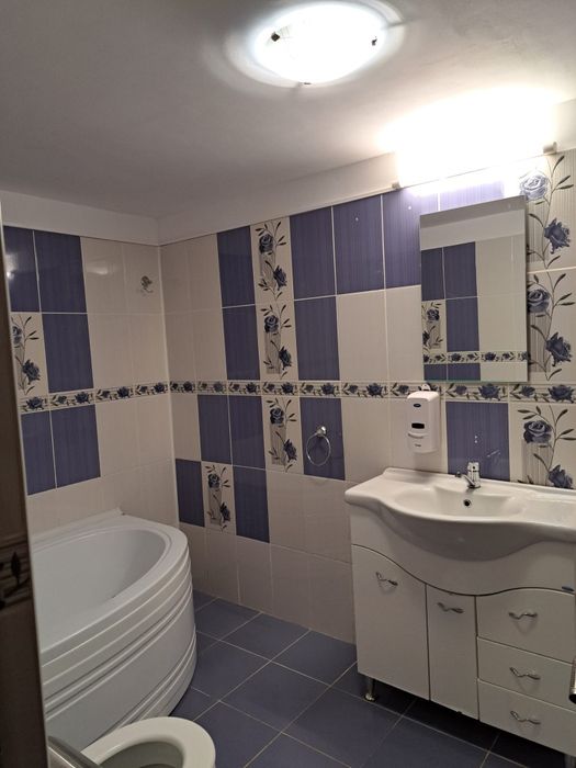 Inchiriez apartament 2 camere