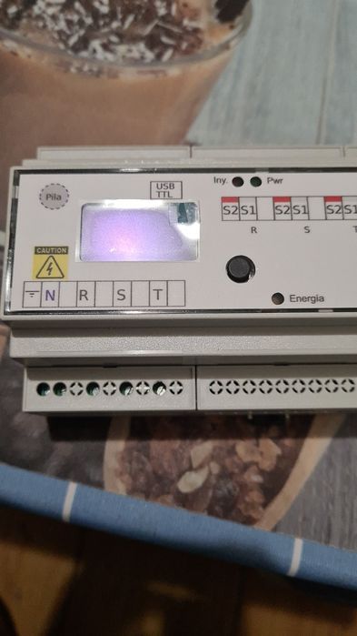 Renesys Prisma 310A monitorizare contorizare panouri solare invertoare