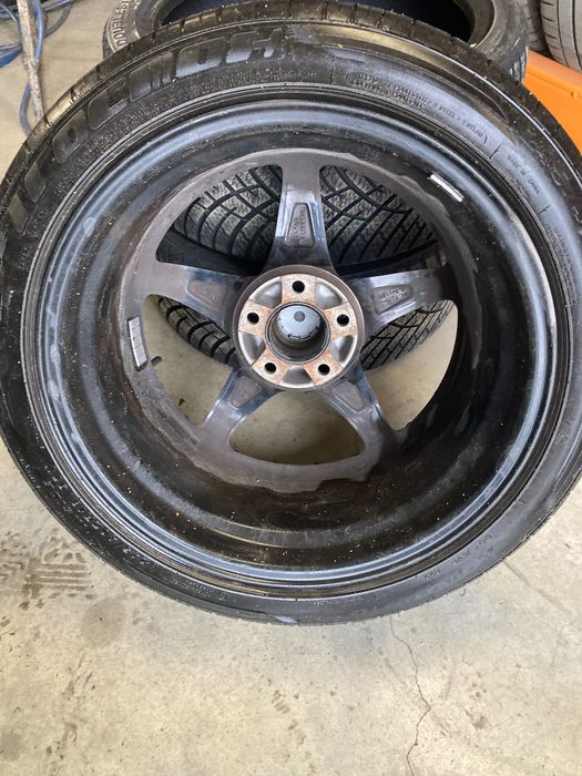 Джанти 18 с летни гуми 5x112