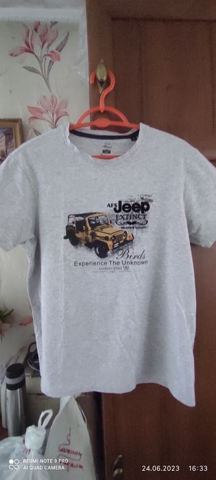 Футболка размер 44-46.