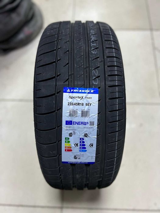 235/45 R18 Triangle (триангл) TH201 летние