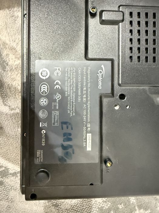 Проектор Optoma с полотном (2,5м)