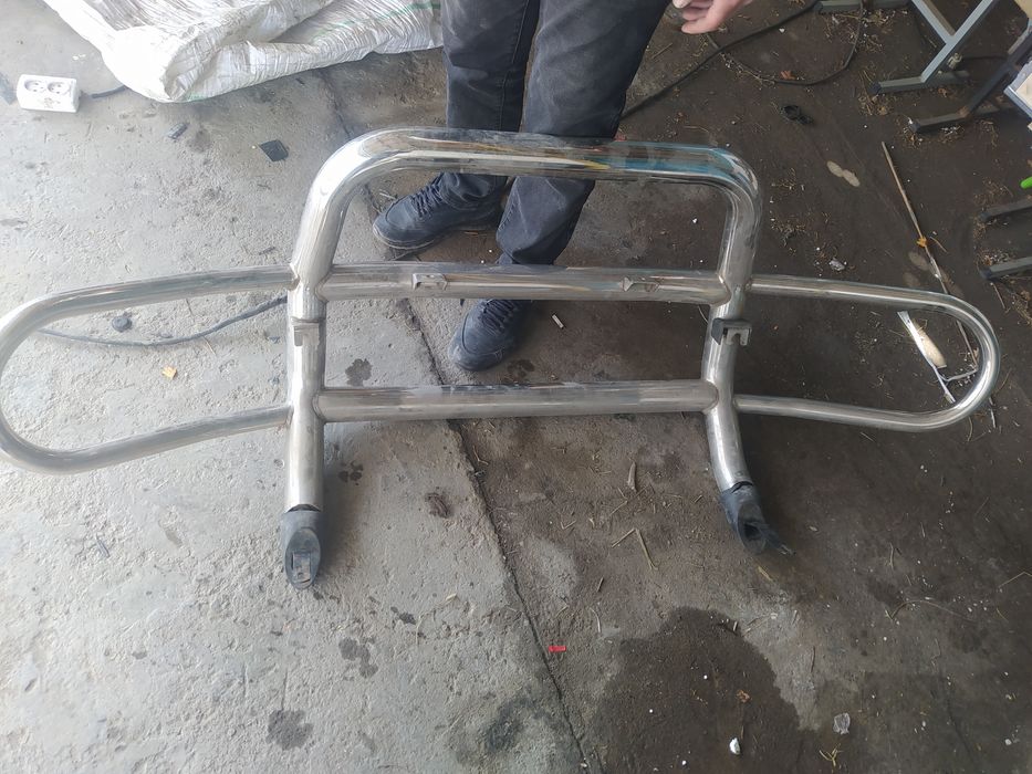 Продам кенгурятник на Лэнд Ровер Фрилансер.