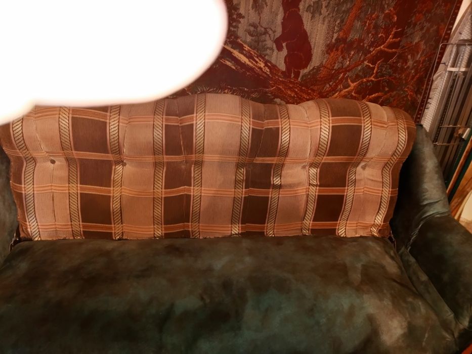 Продается диван 10000