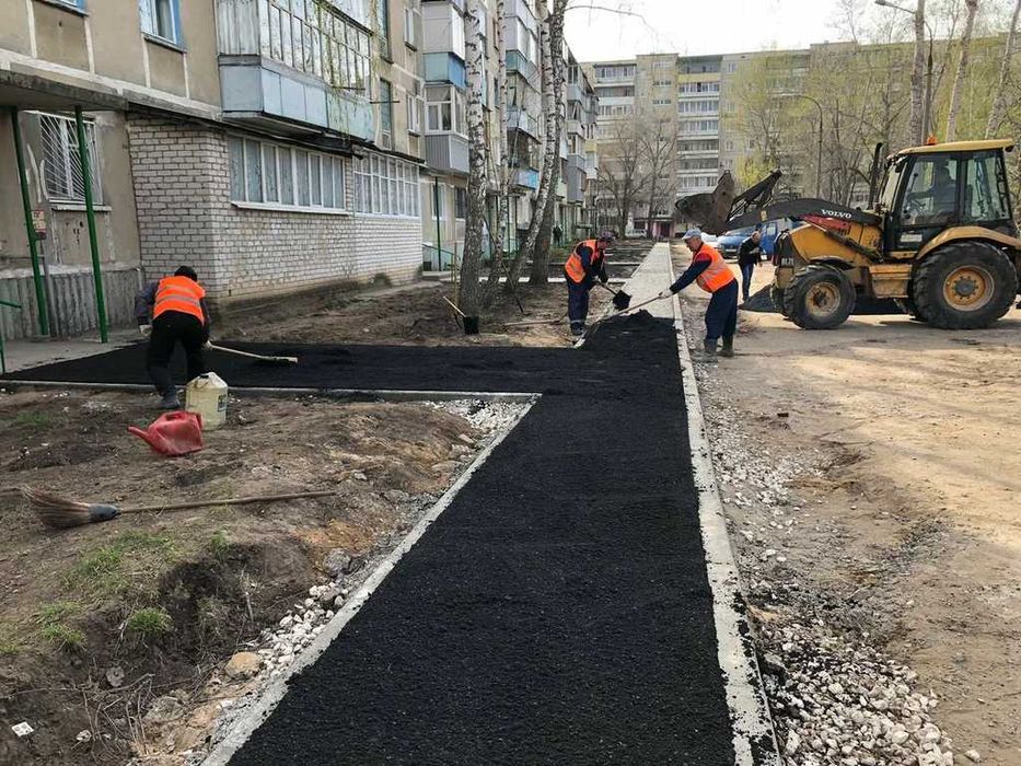 Асфальтирование и благоустройство территории
