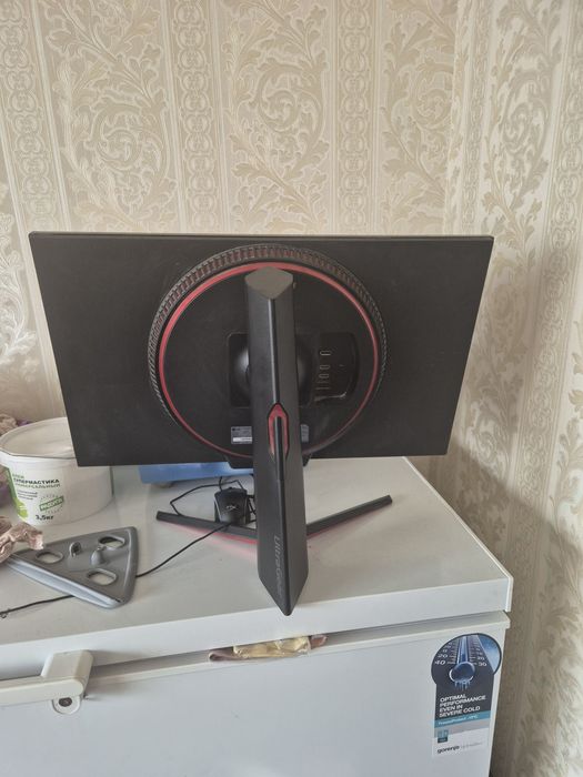 Монитор LG 27д 240гц.