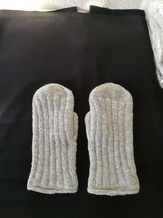 Продам   новые варежки.