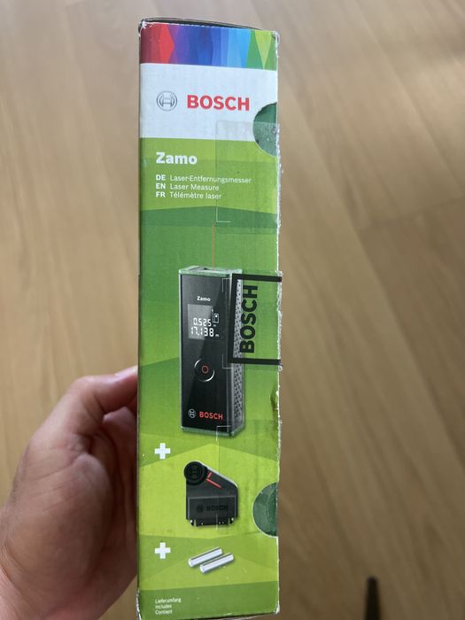 Bosch Zamo III, 20 m, ±3 mm precizie, accesorii incluse