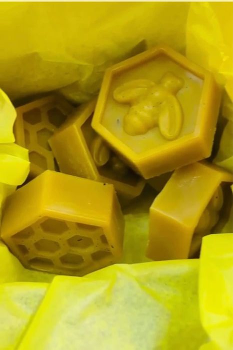 Воск пчелиный , восковые свечи , вощина