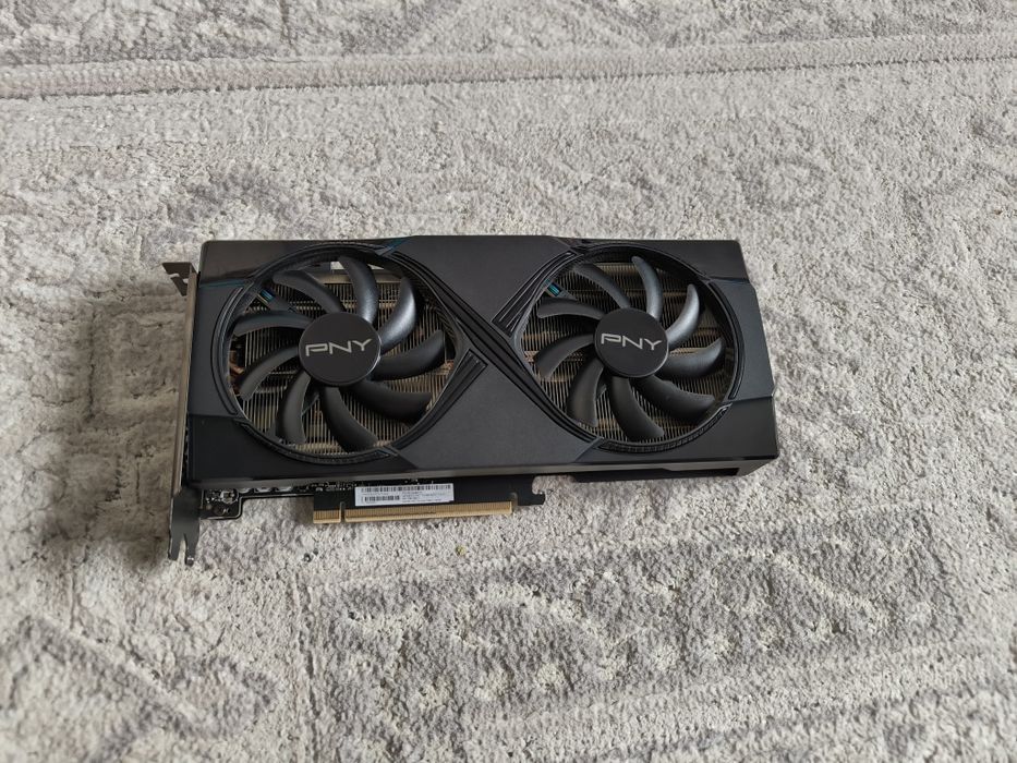 Продам видеокарту rtx 5060 ti