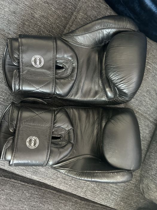 Боксови ръкавици KING PRO BOXING