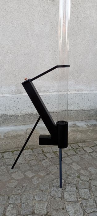 Ракетна печка на пелети с открит огън в стъклена тръба