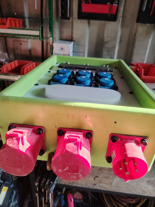 Tablou electric monofazic și trifazic