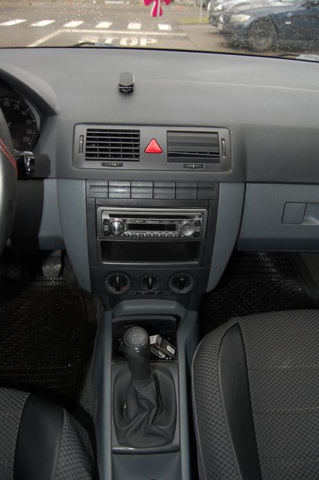 Škoda Fabia 1.2 HTP – 2004 – Unic proprietar – Istoric complet
