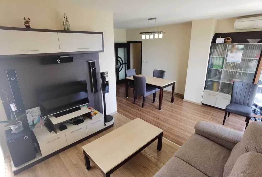 Продава се Тристаен апартамент в Пловдив, Тракия - 106 кв.м за 1963 €/кв.м - Снимка #5