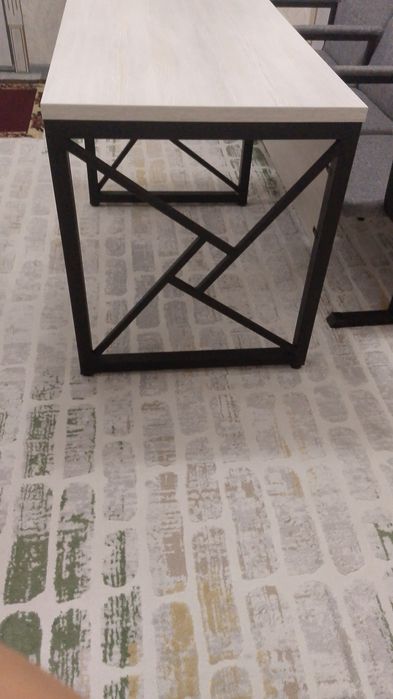 Стол для офис или на другую