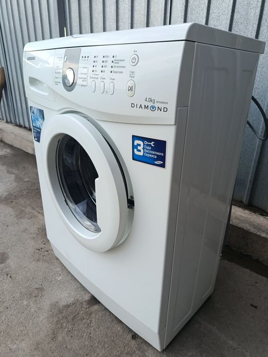 Стиральная машинка Samsung белый