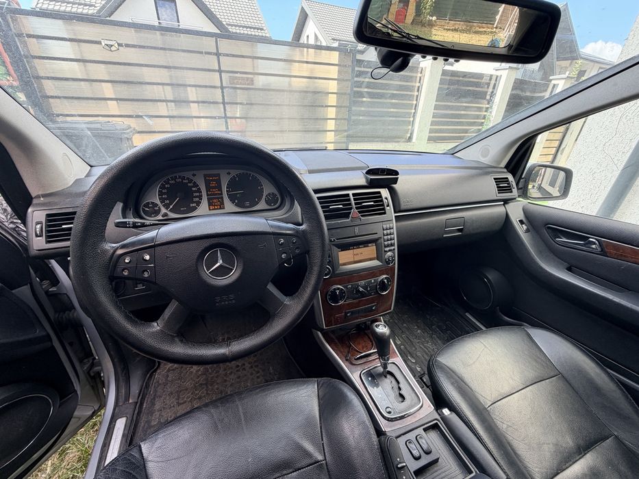 Mercedes B class 2010