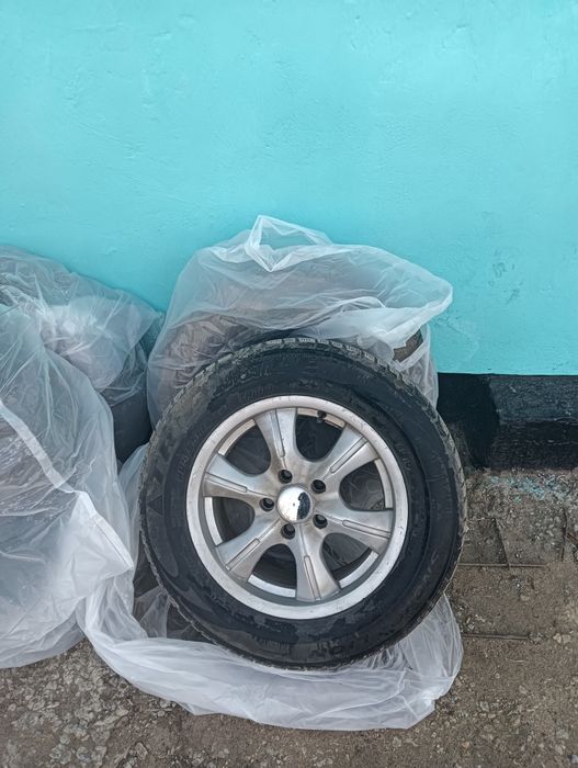 Продам резину с дисками