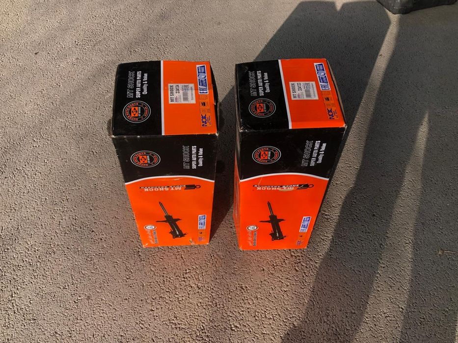 Амортизатор стойки