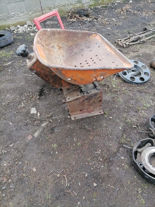 Diferite piese pentru U 650 de vânzare