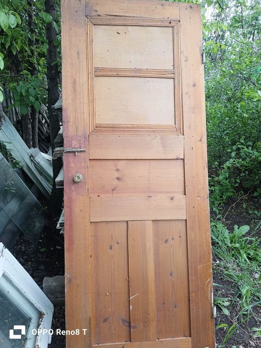 Продам межкомнатные двери