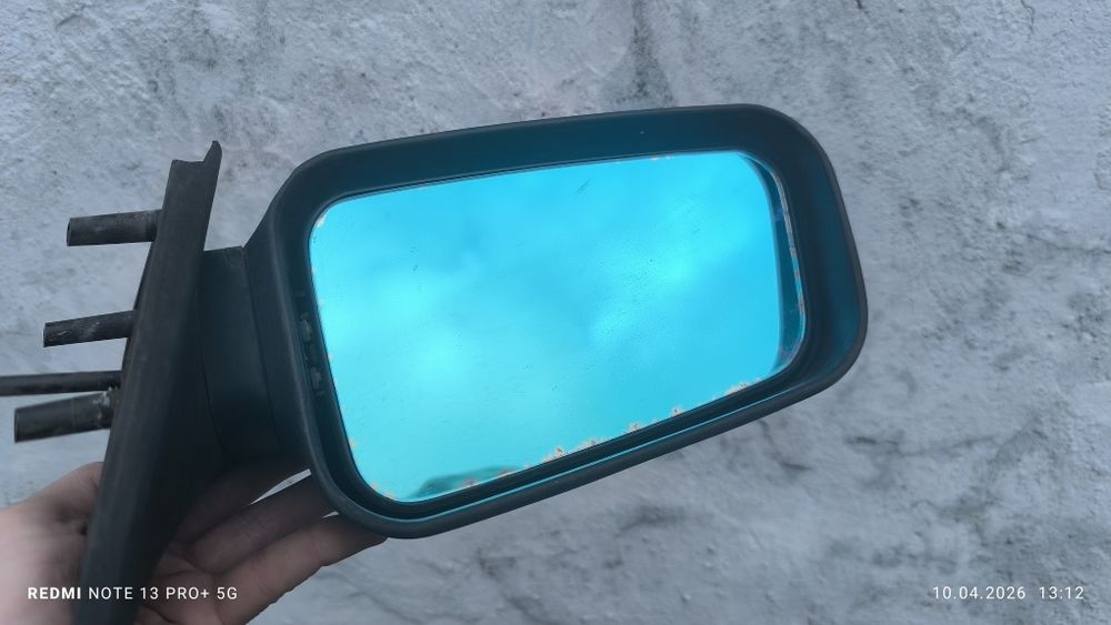 Зеркало автомобильное