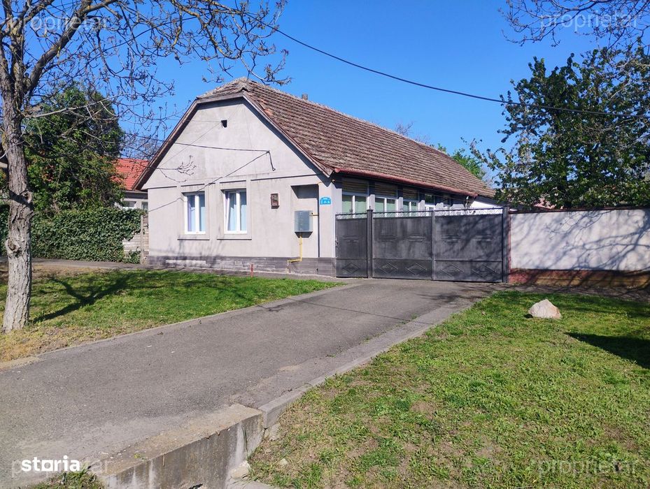 Proprietar vând casă 4 camere, 120 mp, teren 480 mp – Giarmata Timis
