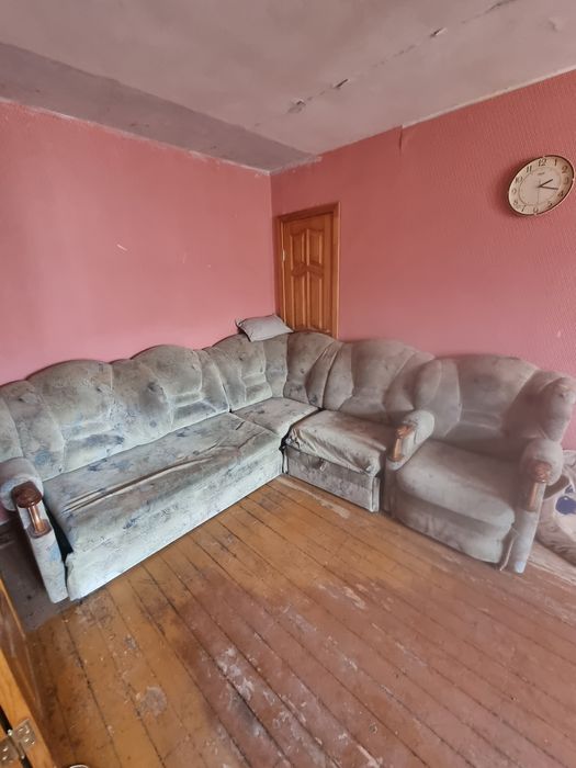 Диван и кресло даром