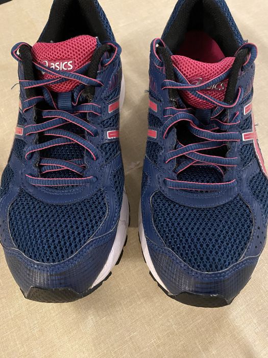 Adidasi Asics pentru alergare, dama