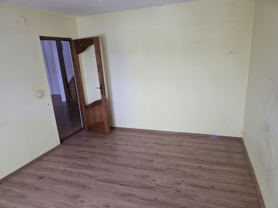 Vând apartament str.Mihai Eminescu Bistrița