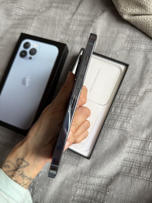 Перфектен Iphone 13 pro max закупен от Виваком