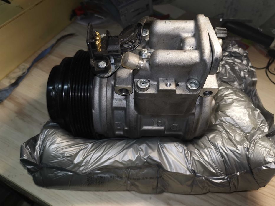 Компресор  климатик Мерцедес DCP17012