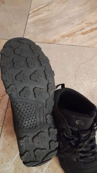 Зимние кросовки.