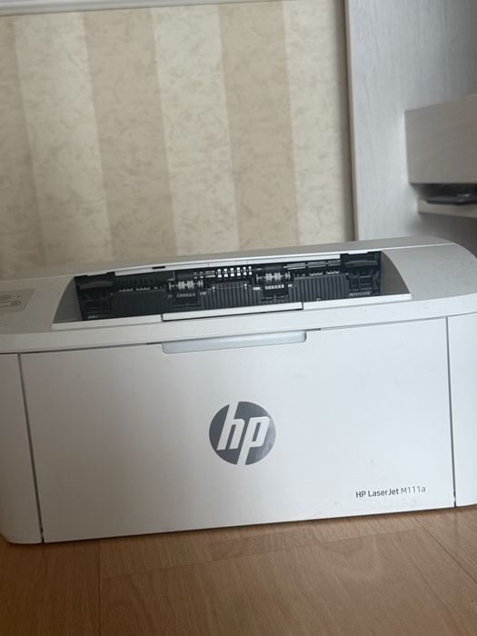 HP LaserJet M111a — компактный лазерный принтер