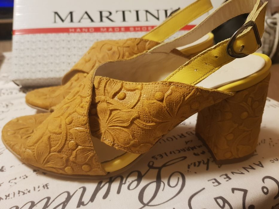 Елегантни сандали MARTINI