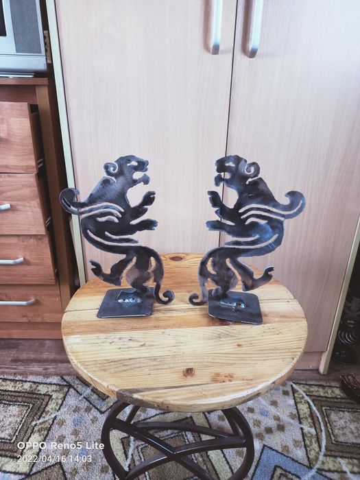 Заглушки на столбы ворот