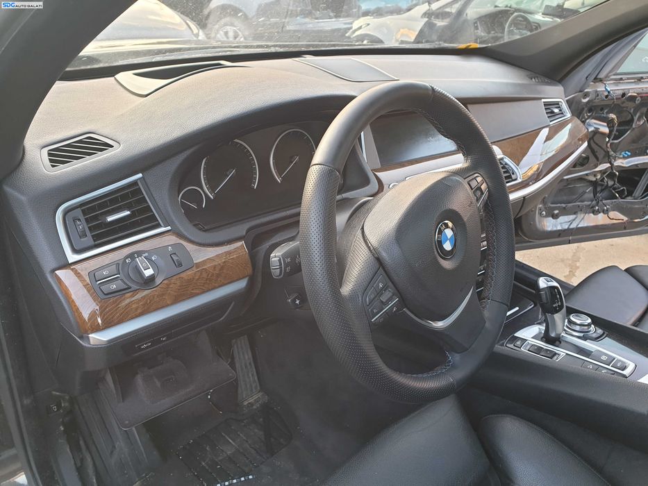 Plansa Bord Goala Dezechipata BMW Seria 5 F07 GT 2009 - 2013 [K1770]