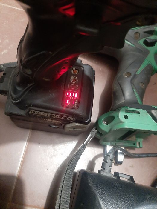 Машини Хитачи 14.4v и 18v