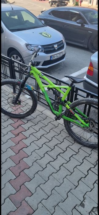 Vând bicicleta specialized enduro comp  29er