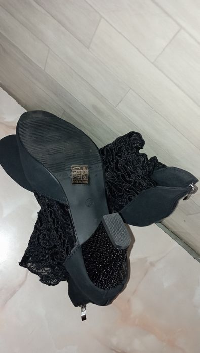 sandale cu dantela 38