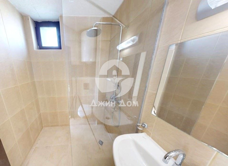 Просторна двуетажна къща в к-с „Бей Вю Вилас“, с. Кошарица