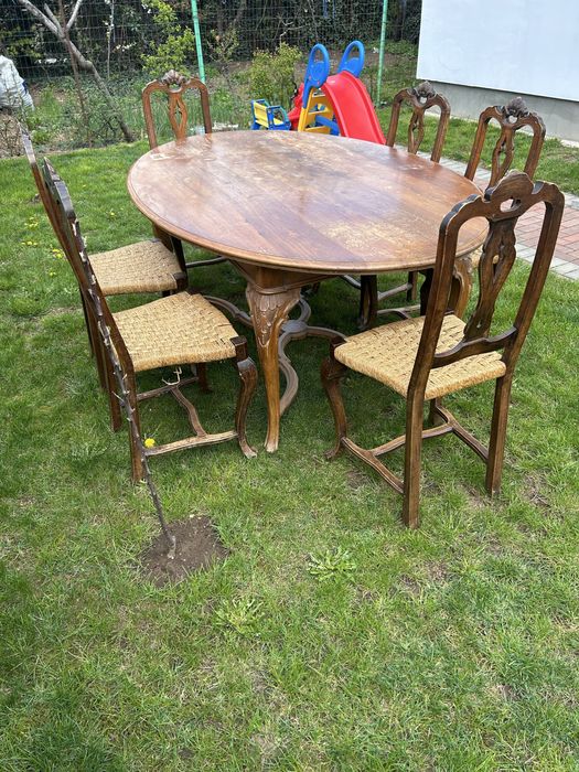 Masa  lemn masiv. 6 persoane. +scaune